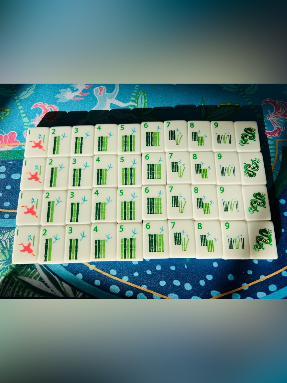 Leopard Themed White and Pink Single Layer Acrylic Engraved Mahjong Tile Set - Picture 4 of 5